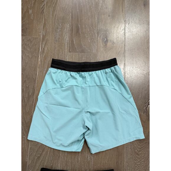 ADIDAS MEN'S HEAT.RDY SHORTS Zipper Pocket Medium Lot Of 2 Pair - Picture 3 of 5